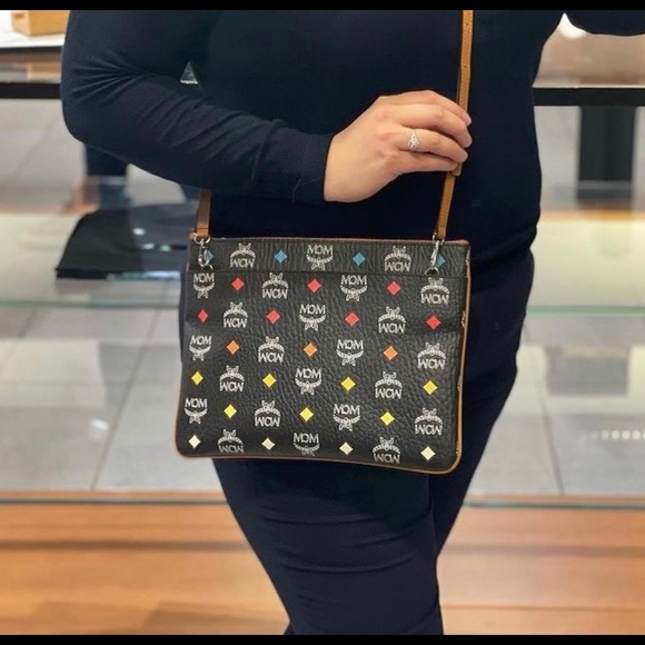 Limited stock! Price firm! MCM medium size crossbody pouch $480+ tax - Picture 10 of 12